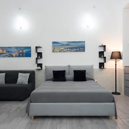 Depretis Holiday home Naples